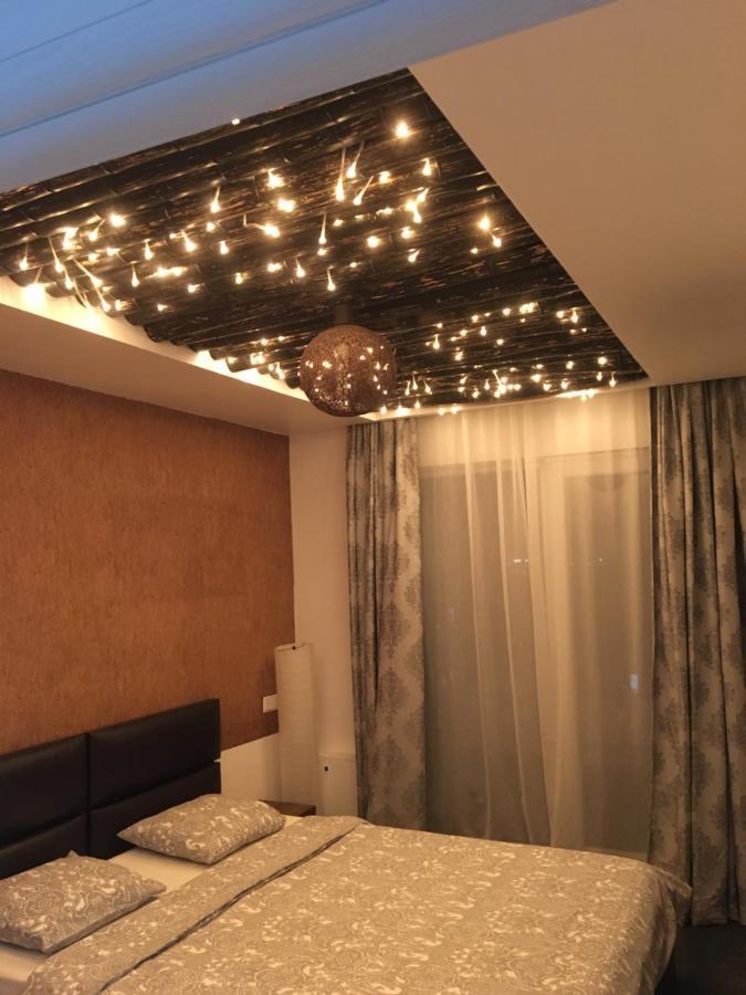Sunny Deluxe Apartment Cosmopolis Stefanestii de Jos Extérieur photo